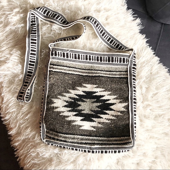 Vintage Handbags - Vintage South West Boho Festival Shoulder Bag!